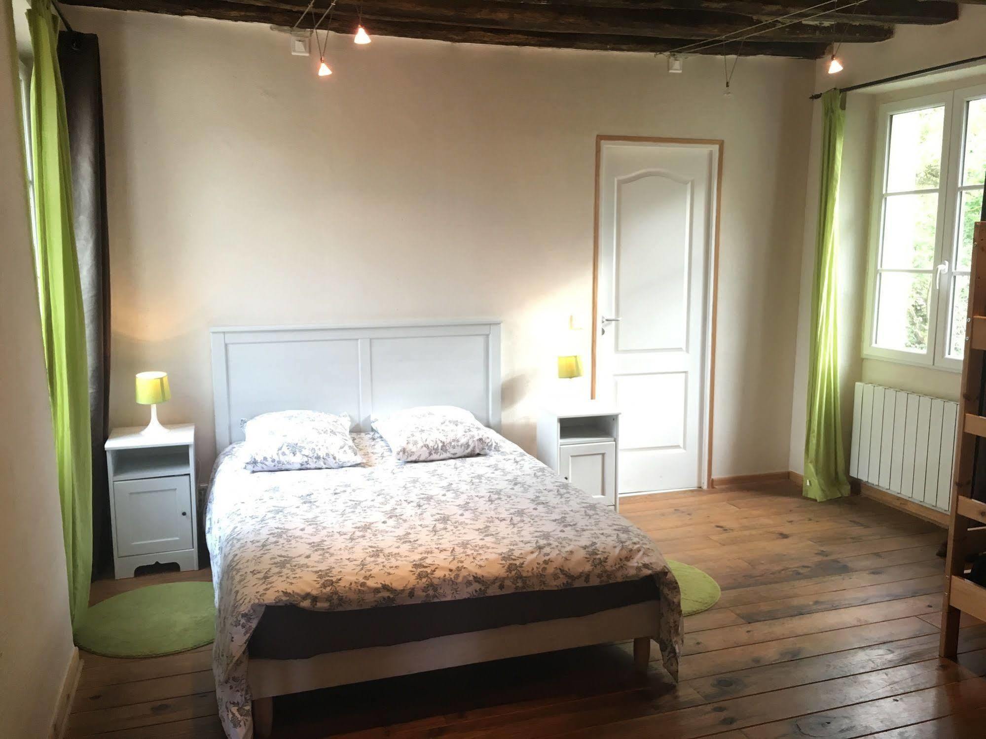 Domaine Du Moulin De Champie - Versailles - Gites & Suites Feucherolles Exteriör bild